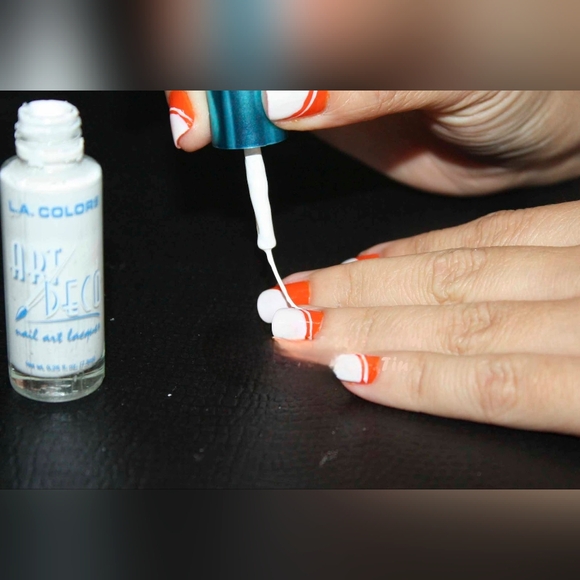 NWT 》6×《 LA COLORS ART DECO NAIL ART: 5 COLORS! - Picture 11 of 16